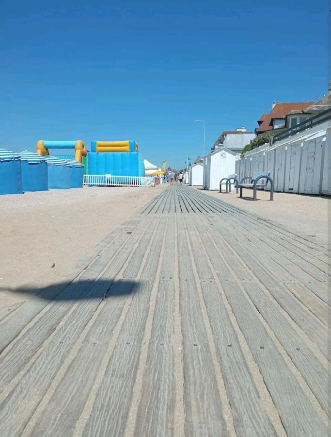 Appartement 45M2 - Proche Deauville - Vue Mer Bénerville-sur-Mer Dış mekan fotoğraf